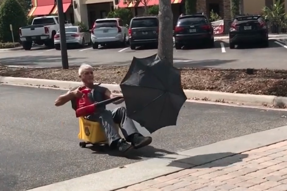  Get a Load of This: Florida Janitor Takes Leaf Blower-Powered Ride to the Streets!