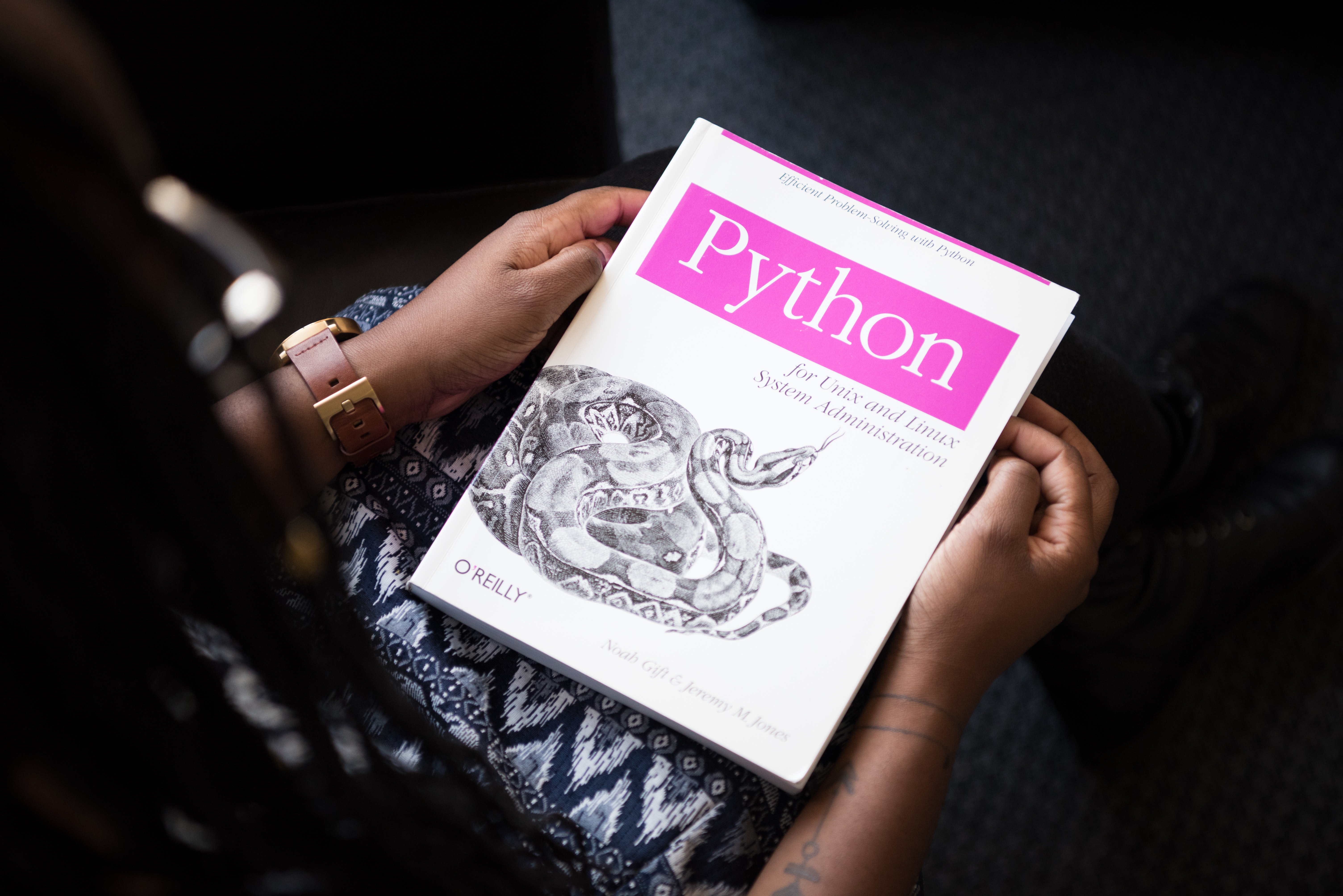 Exploring Python Flask: A Practical Guide with Examples